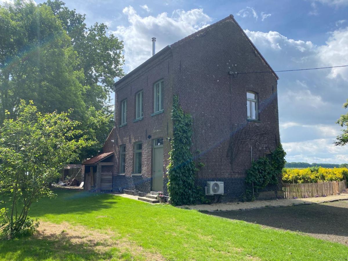 Huisje Aan De Schelde Spiere Exterior photo